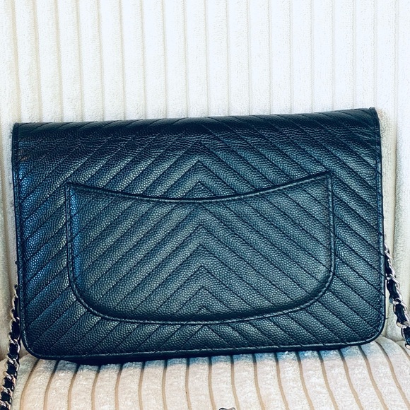 Chanel Caviar Chevron wallet on chain w/authenticity card, booklet, box NICE!!! - Picture 3 of 15